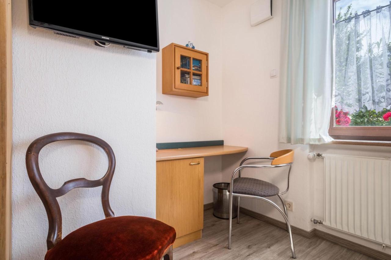 Bett Und Fruehstueck Bei Gertrud Apartment Hergensweiler Екстериор снимка